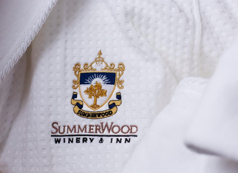 SummerWood Inn Inn in Templeton