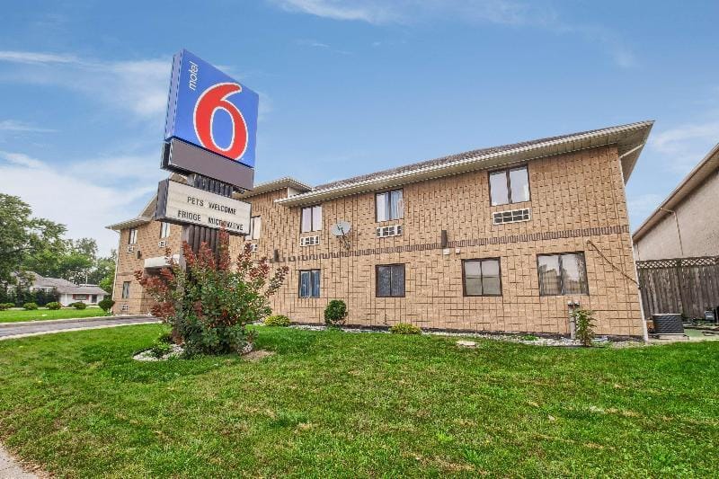 Econo Lodge Hotel in Windsor