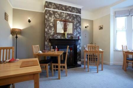 Number 34 Bed and Breakfast York Hotel in York