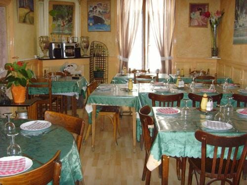 Le Bravard Hotel in Auvergne-Rhône-Alpes