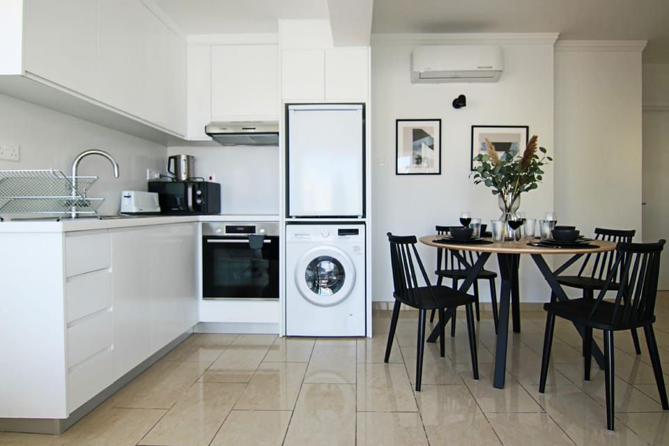 Phaedrus Living: Seaside Modern Flat Lighthouse 63 Hotel in Paphos