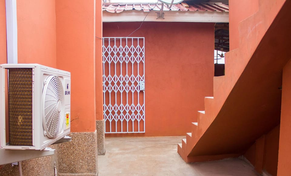 Lexis Lodge Hotel in Accra