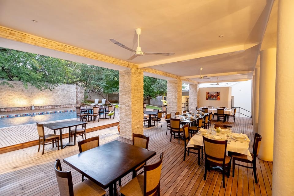 Nkosi Guest Lodge Hotel in Zimbabwe