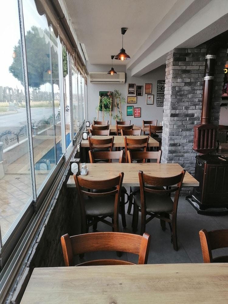 Camlık Zeynur Otel Hotel in Didim