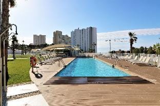 Sunset Waves 1-190 in Benidorm Hotel in Benidorm
