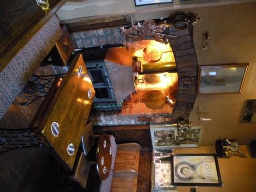 Buggle's Pub and Accommodation Hotel in County Clare