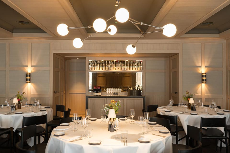 Banquet hall