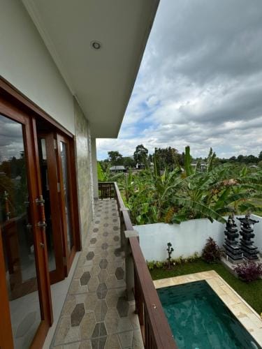 Nyoman House Hotel in Kediri