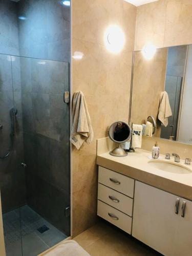 Quarto acolhedor em Copacabana com duas camas de solteiro Hotel in Rio de Janeiro
