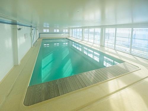 Apartment with sea view and shared pool Hotel in Middelkerke
