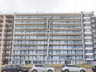 Apartment on the 8th floor with terrace Hotel in Middelkerke