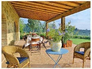 Villa Capanna Comfortable holiday residence Hotel in Tuscany