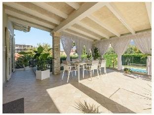 Villa Fiumetto Comfortable holiday residence Hotel in Forte dei Marmi