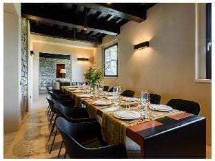 Villa Montioni Comfortable holiday residence Hotel in Tuscany