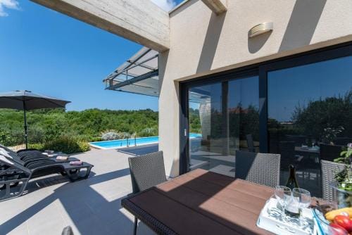 Villa Leandra Comfortable holiday residence Hotel in Novigrad