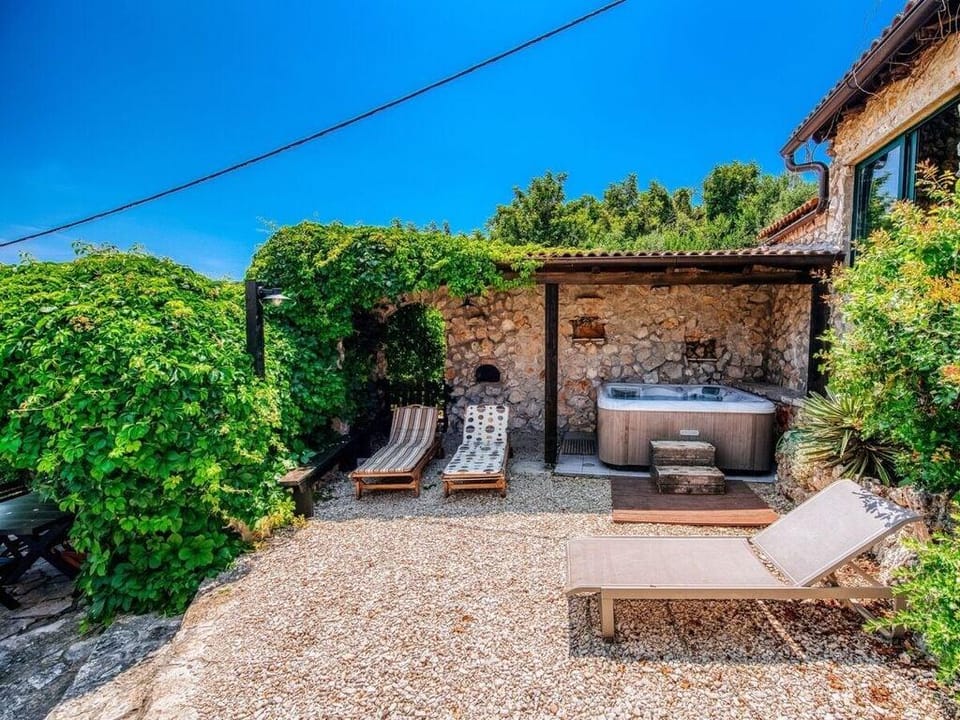 Villa Lily Comfortable holiday residence Hotel in Zadar County