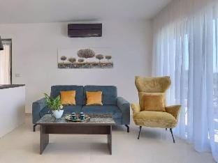 Esmeralda II Comfortable holiday residence Hotel in Novigrad