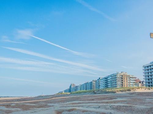 Apartment near Port with Scenic Views Hotel in Koksijde