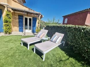 Mont Cabasse Comfortable holiday residence Hotel in Sainte-Maxime