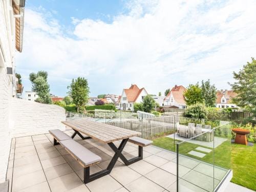 Villa in Koksijde near the Sea Hotel in De Panne
