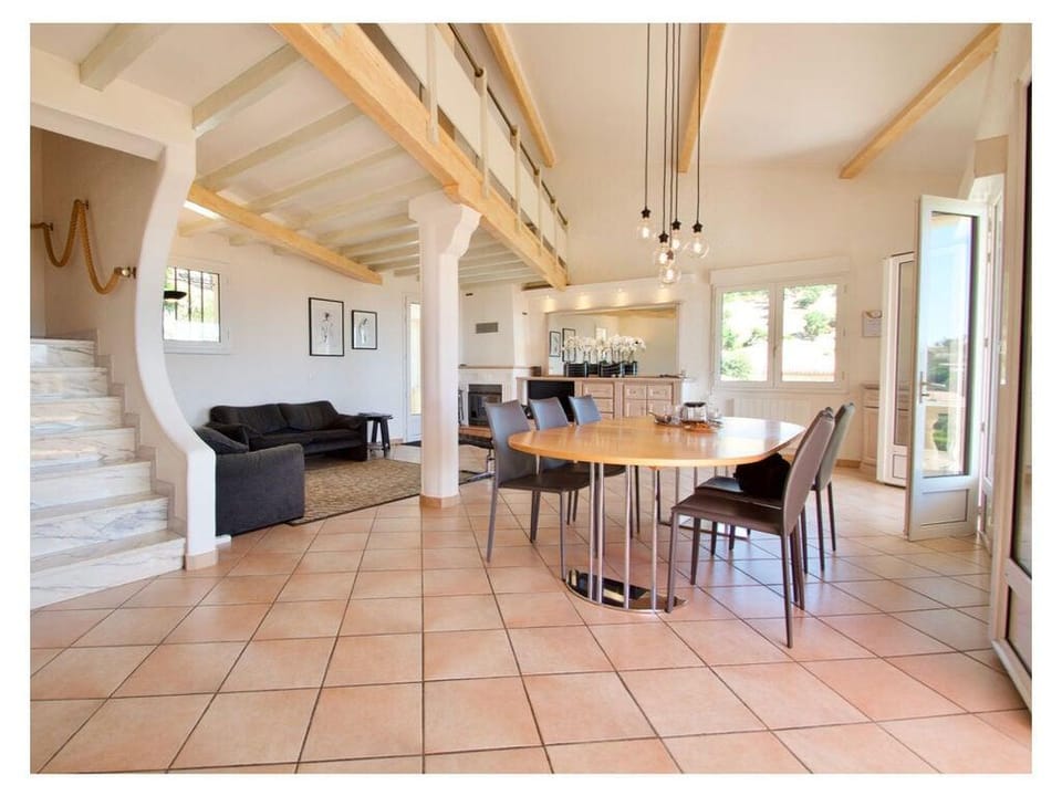 Belle Helene Comfortable holiday residence Hotel in Roquebrune-sur-Argens