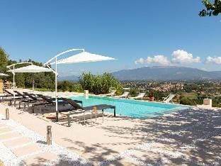 Villa Bevagna Comfortable holiday residence Hotel in Umbria