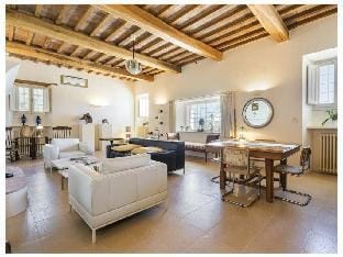 Villa Bevagna Comfortable holiday residence Hotel in Umbria