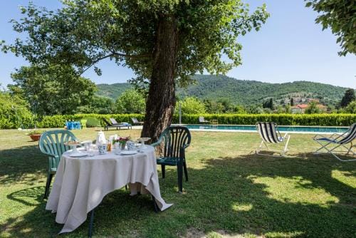 Villa la Ghiandaia Comfortable holiday residence Hotel in Castiglion Fiorentino