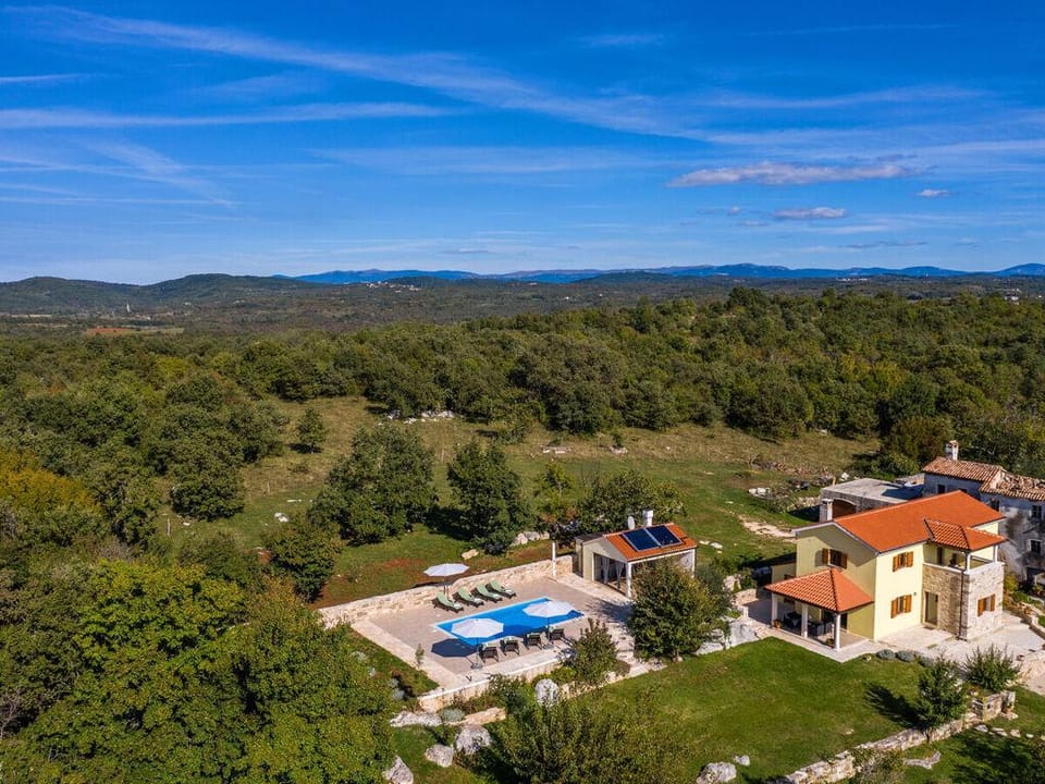 Villa Casa Ida Comfortable holiday residence Hotel in Istria County