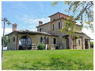 Villa Ranciano Comfortable holiday residence Hotel in Umbria