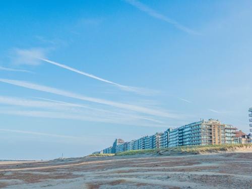 Apartment near Port with Sun Terrace Hotel in Koksijde