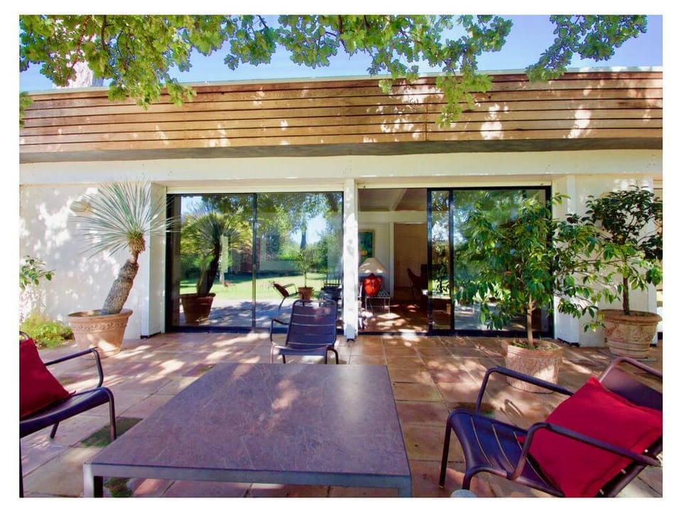 Hameau de Valescure - St. Raphael Hotel in Saint-Raphael
