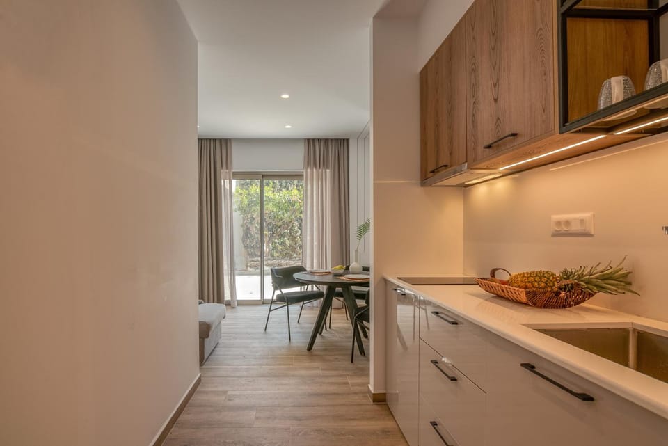 Kiwi Boutique Studios Hotel in Kissamos