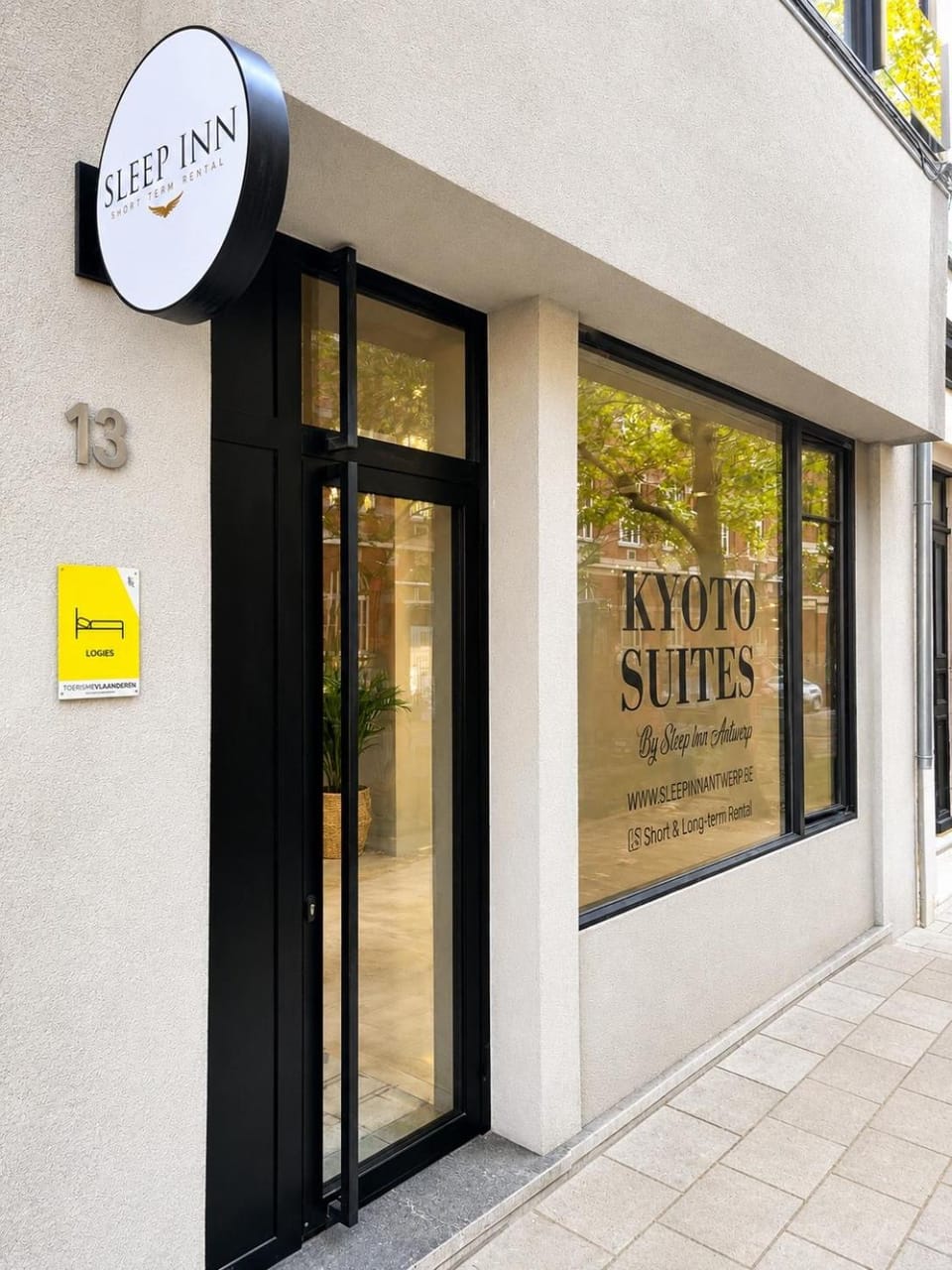 SLEEP INN - Kyoto Suites South Antwerp Apartment hotel in Antwerp
