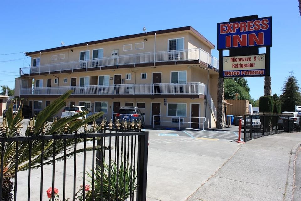 Express Inn Hotel in Vallejo