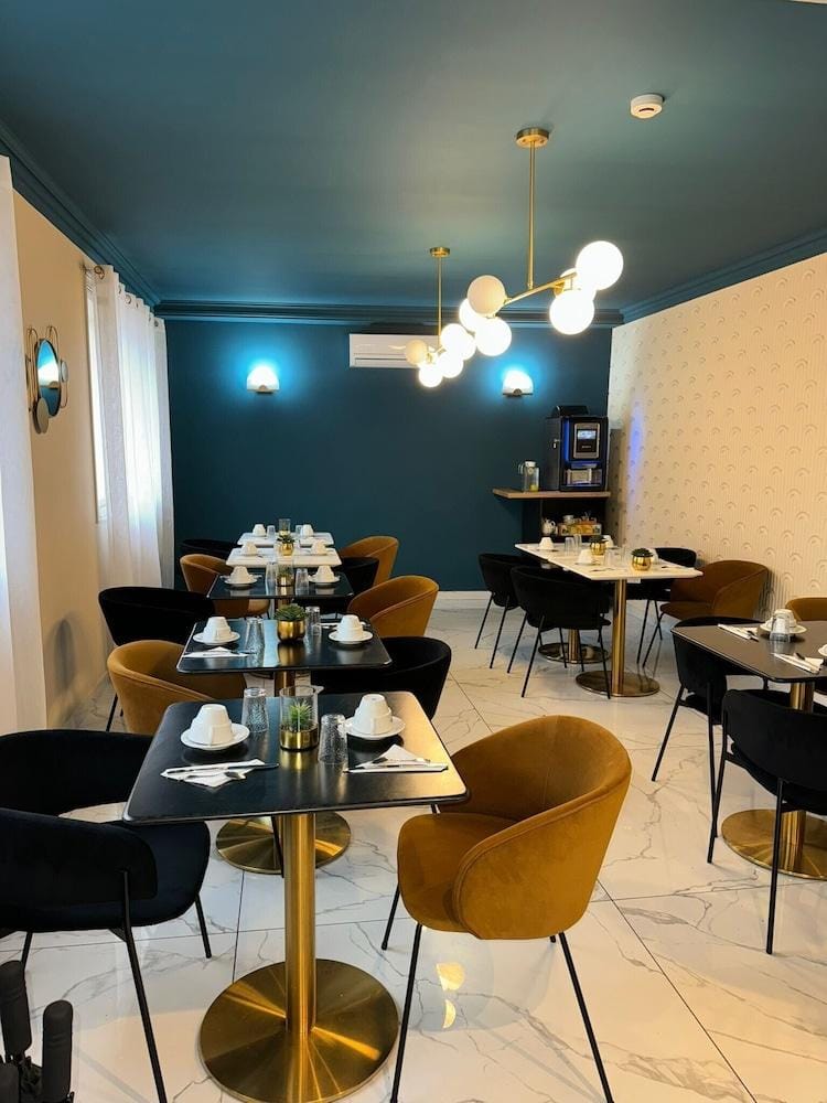 Hôtel La Caravelle Hotel in Aix-en-Provence