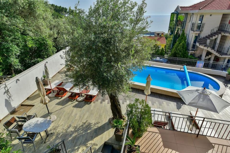 Apartments Kentera Hotel in Sveti Stefan