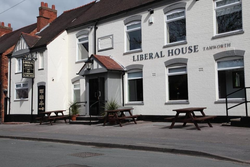 The Liberal House Hotel in Tamworth