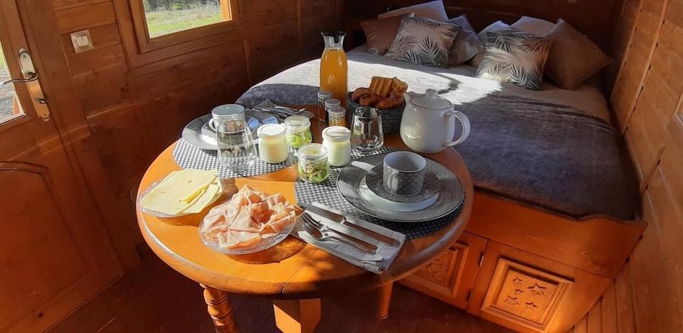Du Côté de Lacoume Hotel in Occitanie