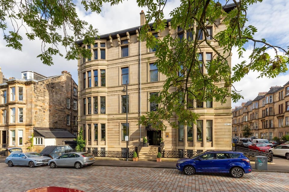 Alamo Guest House Hotel in Glasgow