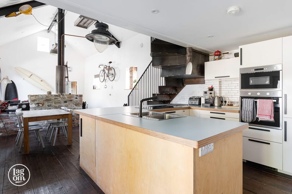 Stay Lagom Riders Lodge Hotel in Ballycastle