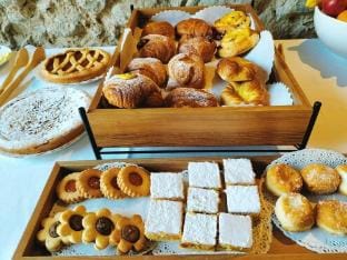 Badia Giulia Prestigious Historical B&B Hotel in Camaiore