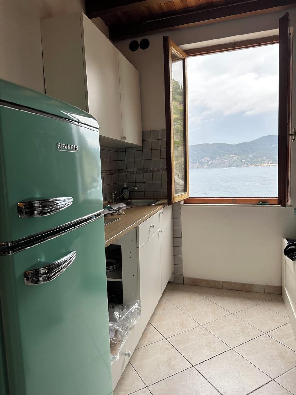 Casa Teresa with AC and Balcony Hotel in Vernazza