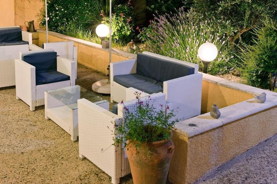 Hotel Le Mistral Hotel in Provence-Alpes-Côte d'Azur