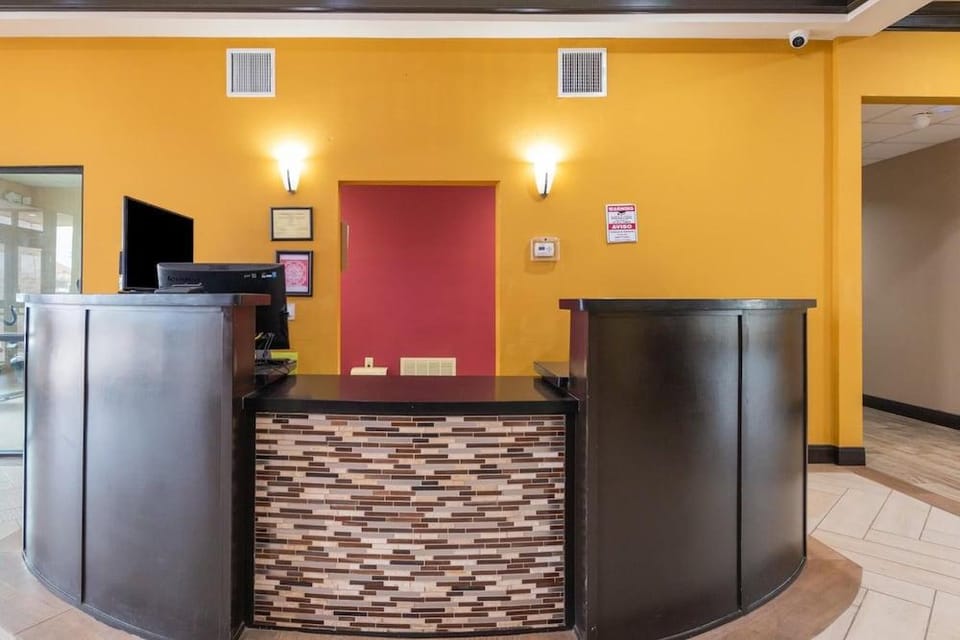 Residency Suites - Cotulla Hotel in Rio Grande
