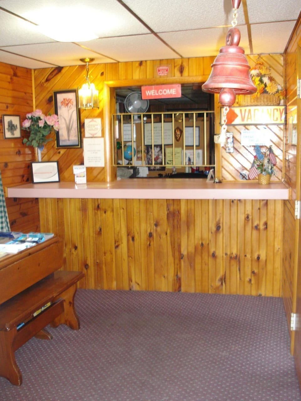 Cedar Grove Motel Hotel in Allegheny River