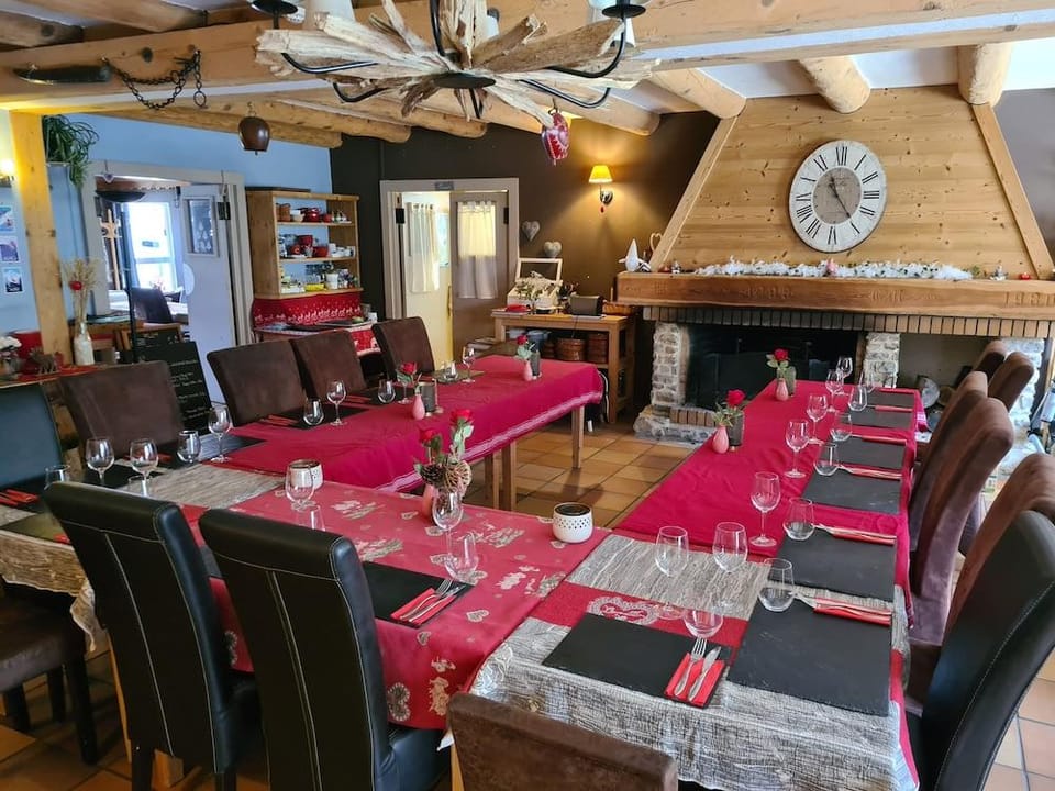Hôtel Restaurant L Adray Hotel in Piedmont