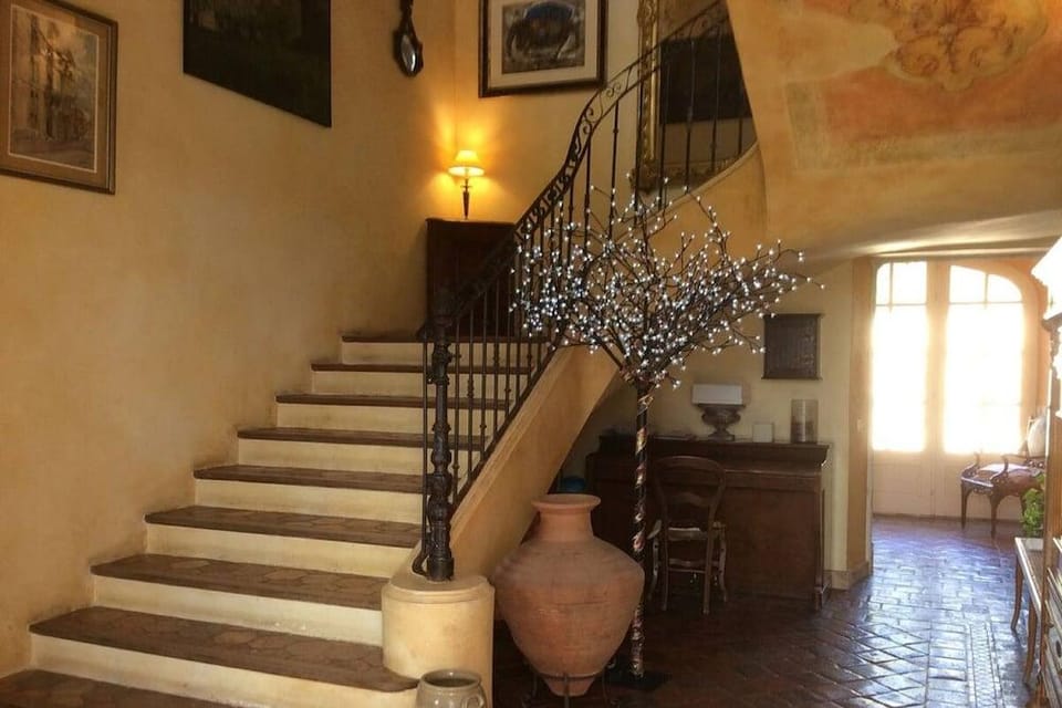 Mas Petit Fourchon Hotel in Arles