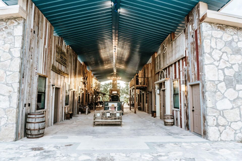 Y.O. Ranch Headquarters Hotel in Rio Grande