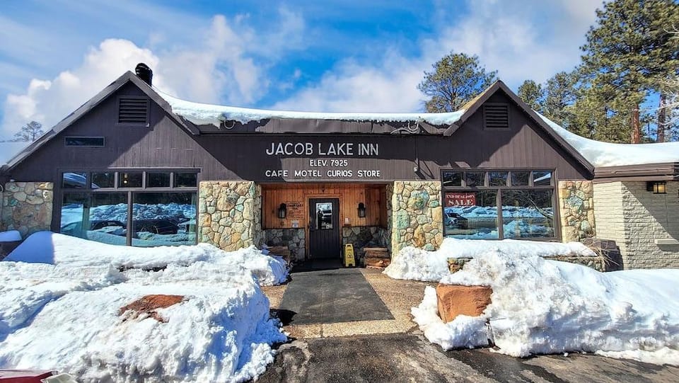 Jacob Lake Inn Hotel in Arizona